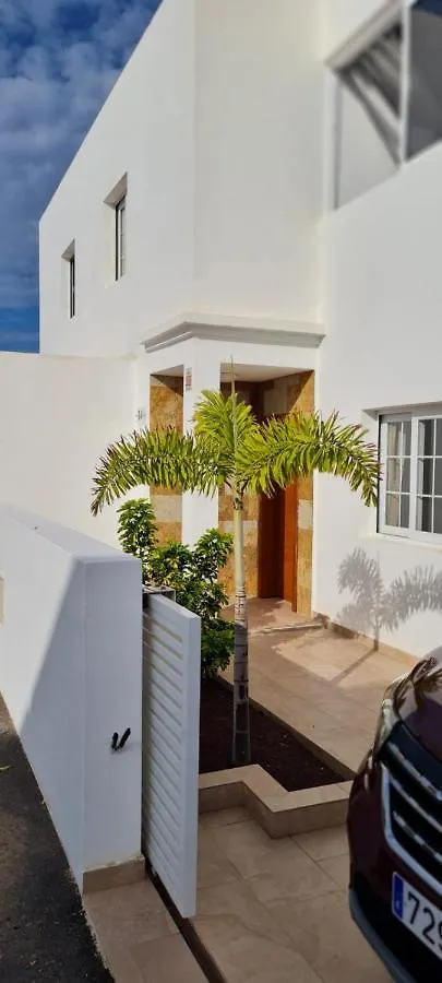 Villa Pousadoiro Playa Blanca  Spain