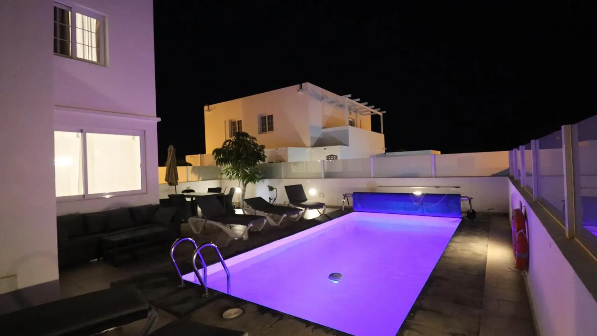 Villa Pousadoiro Playa Blanca